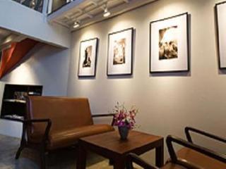 Hotel Seven